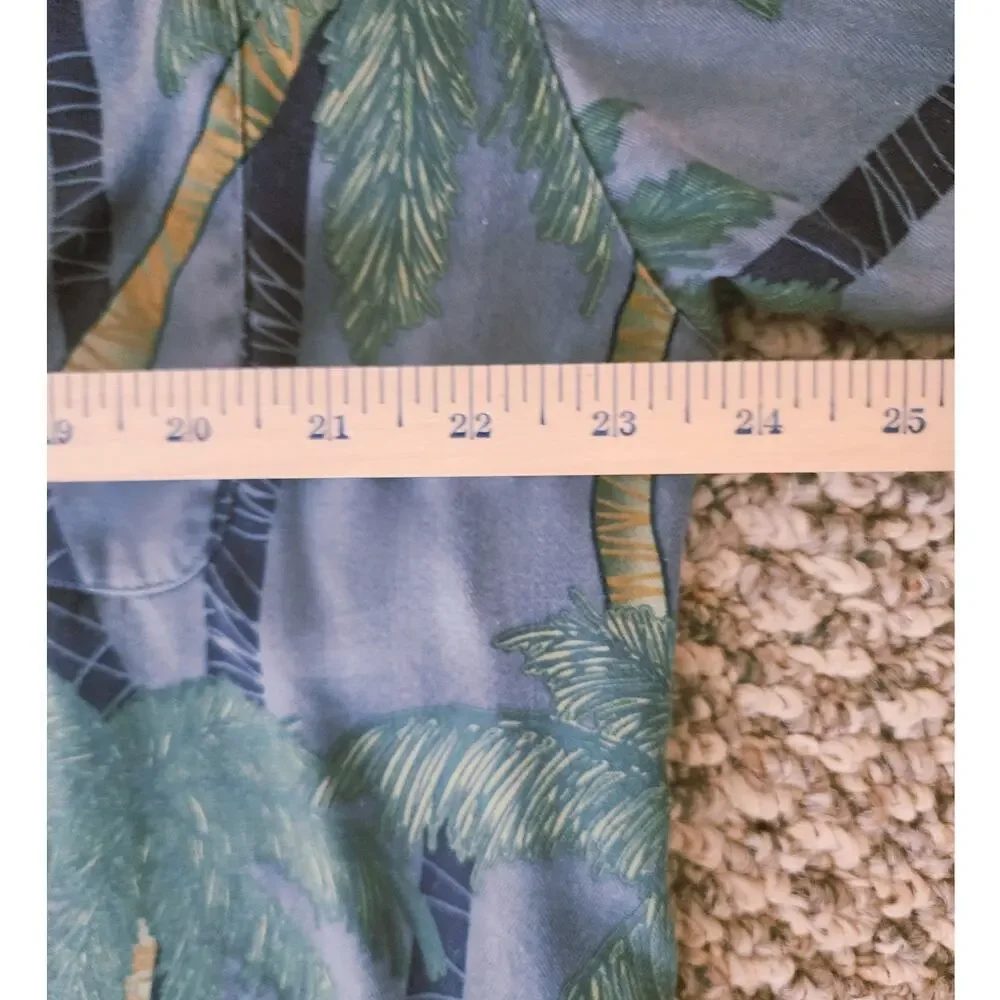Tommy Bahama Men's XL Hawaiian 100% Silk Camp Shirt Tropical Vacation Travelwear - Picture 5 of 5